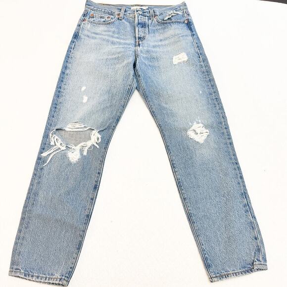 Levi's Wedgie Ripped Button Fly Light/Med Wash Denim Jeans SZ28 - Picture 8 of 8